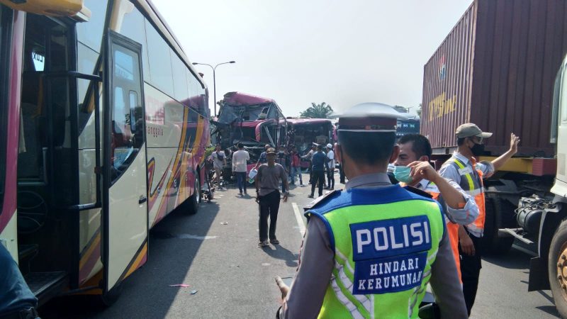 4 bus kecelakaan di Cilegon Banten