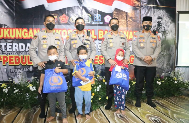 Kapolda Banten dan Kapolresta Tangerang Kabupaten dalam rangka Pedulia anak indonesia Tangguh