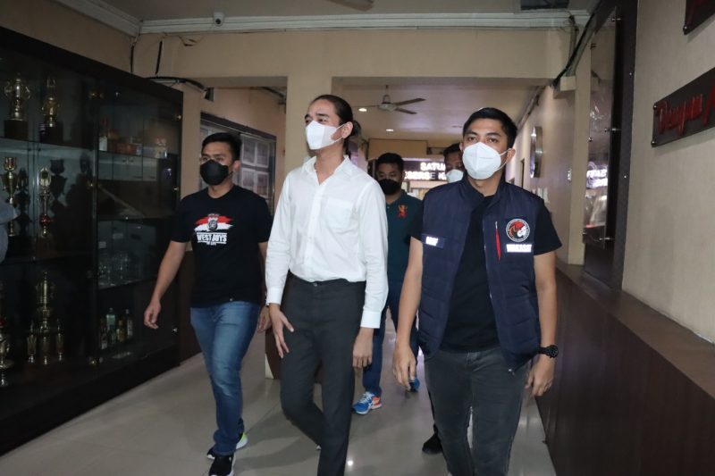 Tersangka Penyalagunaan Narkoba Vokalis Band MFL Jalani Rehab 1 Tersangka Penyalagunaan Narkoba Vokalis Band MFL Jalani Rehab | Pristiwa News | Pristiwa.com