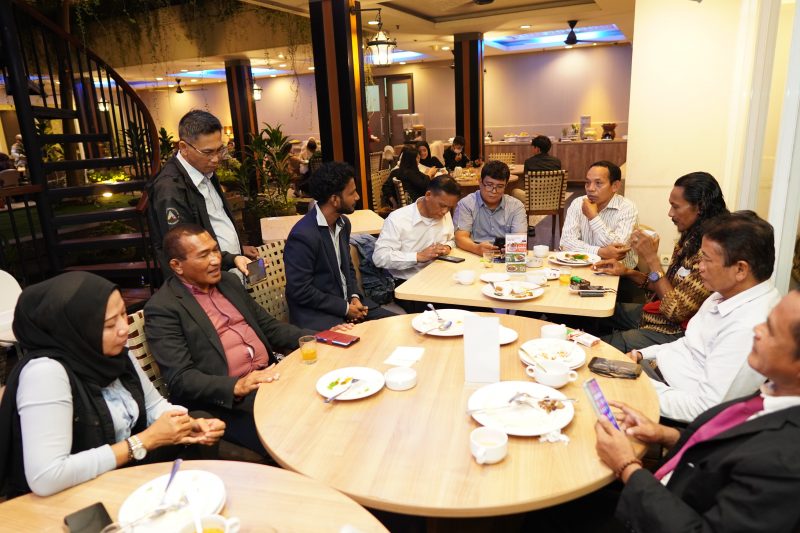 Jalin Silaturahmi Keluarga Besar The Glo & Partners Mengadakan Buka Puasa Bersama 6 Jalin Silaturahmi Keluarga Besar The Glo & Partners Mengadakan Buka Puasa Bersama | Pristiwa News | Pristiwa.com