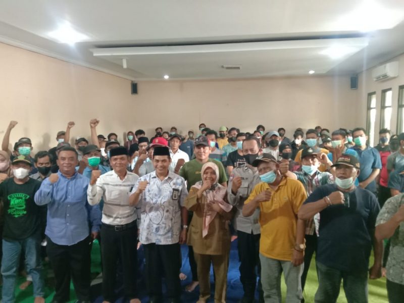 Kunjungan partai Demokrat provinsi banten ke desa tobat 1 Kunjungan partai Demokrat provinsi banten ke desa tobat | Pristiwa News | Pristiwa.com