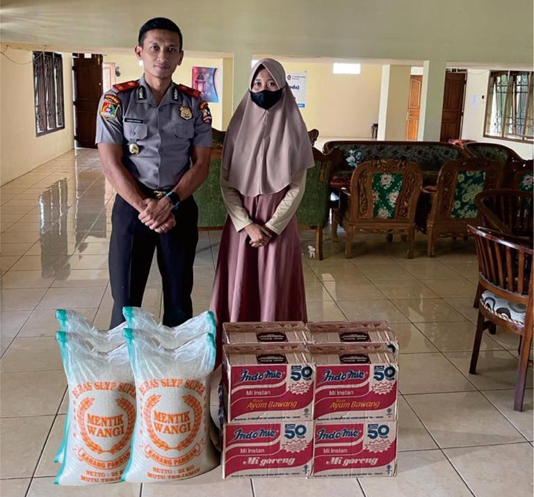 Berbagi Kasih dengan Yatim Piatu, Serdik Sespimmen Dikgrek 62 Tahun 2022 Berikan Bantuan 1 Berbagi Kasih dengan Yatim Piatu, Serdik Sespimmen Dikgrek 62 Tahun 2022 Berikan Bantuan | Pristiwa News | Pristiwa.com