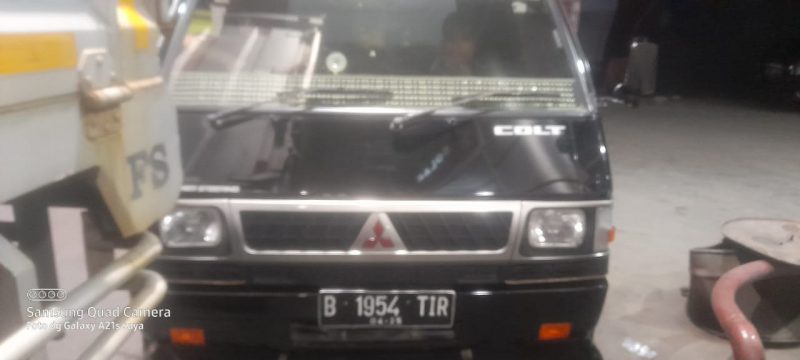 PENANGKAPAN MOBIL L300 BOX BERISI SOLAR BBM ILEGAL.!!! 1 PENANGKAPAN MOBIL L300 BOX BERISI SOLAR BBM ILEGAL.!!! | Pristiwa News | Pristiwa.com