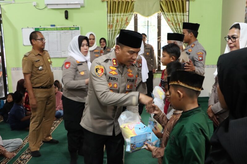 Wakapolresta Barelang Hadiri Doa Bersama dan Bakti Sosial Polda Kepri dalam Rangka HUT Polwan Ke-78.